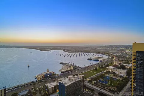 1205 Pacific Hwy #3902, San Diego, CA 92101