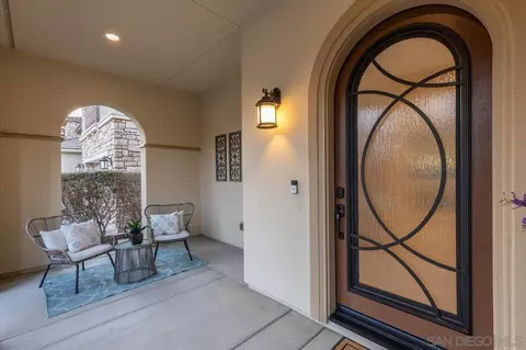 2552 Wellspring St, Carlsbad, CA 92010 photo 2