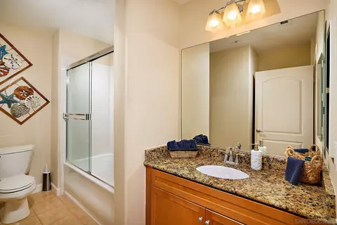 Bath - 1019 Costa Pacifica Way #1403, Oceanside, CA 92054 photo 1 of 2