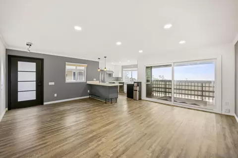 6318 Caminito Partida, San Diego, CA 92111