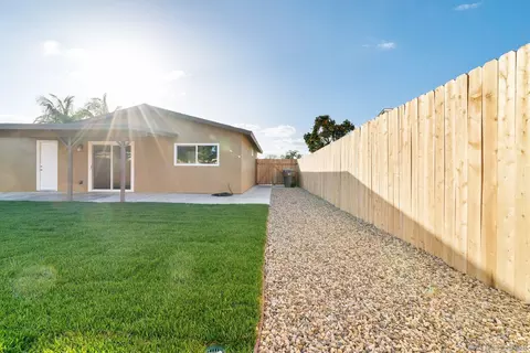 268 Fortunada St, Oceanside, CA 92057 photo 25