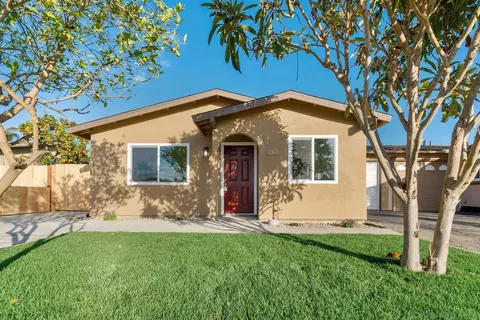 268 Fortunada St, Oceanside, CA 92057