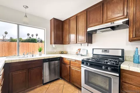 2634 Hope St, Oceanside, CA 92056 photo 9