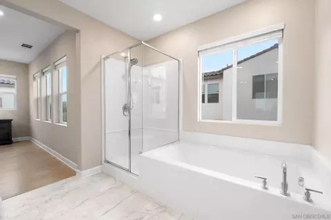 Bath - 2310 Venus Ct, Spring Valley, CA 91977 photo 4 of 4
