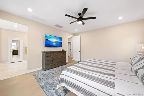 Bedroom - 2310 Venus Ct, Spring Valley, CA 91977 photo 6 of 6