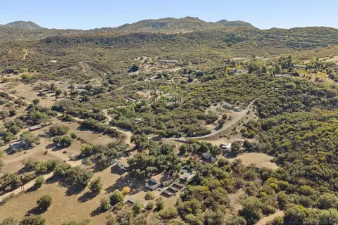 View/Area - 15985-87 Wood Valley Trl, Jamul, CA 91935 photo 8 of 11