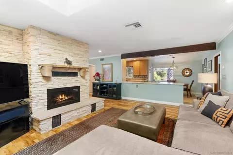 Living - 15985-87 Wood Valley Trl, Jamul, CA 91935 photo 6 of 9