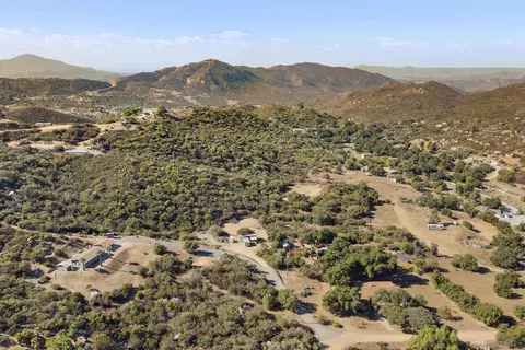 View/Area - 15985-87 Wood Valley Trl, Jamul, CA 91935 photo 10 of 11