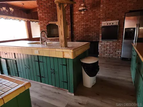 Kitchen - 8035 Foothill Blvd, Pine Valley, CA 91962 photo 4 of 5