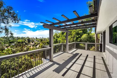 Exterior - 9130 Edgewood Dr, La Mesa, CA 91941 photo 4 of 12