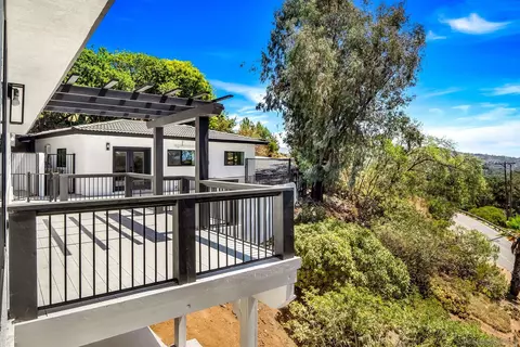 Exterior - 9130 Edgewood Dr, La Mesa, CA 91941 photo 5 of 12