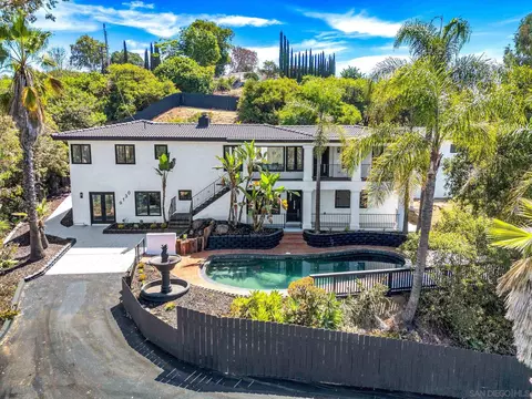 Exterior - 9130 Edgewood Dr, La Mesa, CA 91941 photo 1 of 12