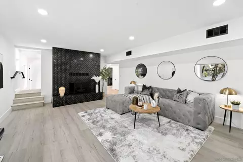 Living - 9130 Edgewood Dr, La Mesa, CA 91941 photo 4 of 4