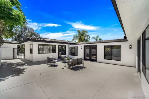 Exterior - 9130 Edgewood Dr, La Mesa, CA 91941 photo 6 of 12