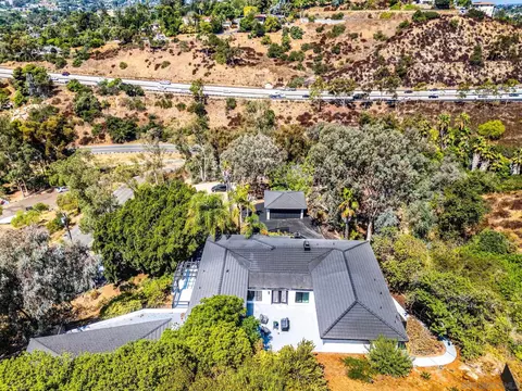 View/Area - 9130 Edgewood Dr, La Mesa, CA 91941 photo 2 of 7