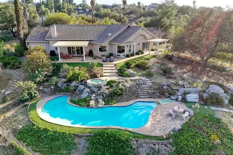 Exterior - 633 E Old Julian Hwy, Ramona, CA 92065 photo 16 of 18