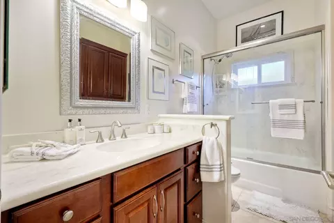 Bath - 633 E Old Julian Hwy, Ramona, CA 92065 photo 3 of 4