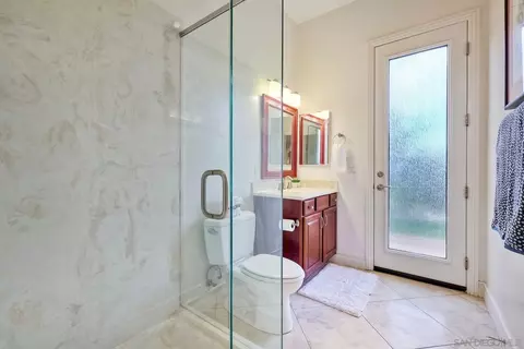 Bath - 633 E Old Julian Hwy, Ramona, CA 92065 photo 4 of 4