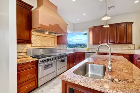 Kitchen - 633 E Old Julian Hwy, Ramona, CA 92065 photo 6 of 8