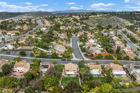 View/Area - 3349 Ricewood Dr, Oceanside, CA 92058 photo 4 of 6