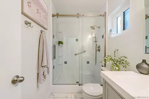 Bath - 9933 Sappington Ct, Santee, CA 92071 photo 3 of 3