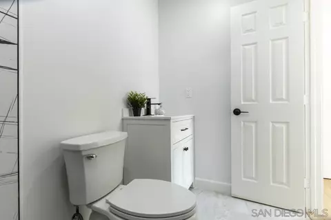 Bath - 1059 Greenfield Dr, El Cajon, CA 92021 photo 6 of 7