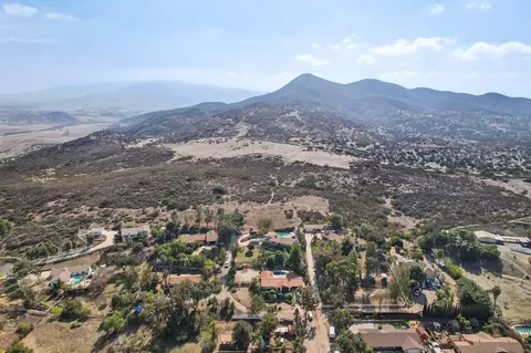 13775 Whispering Meadows Ln, Jamul, CA 91935 photo 45