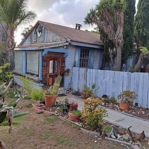 1772 Knapp Dr, Vista, CA 92084