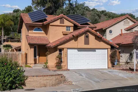 11764-66 Avenida Marcella, El Cajon, CA 92019