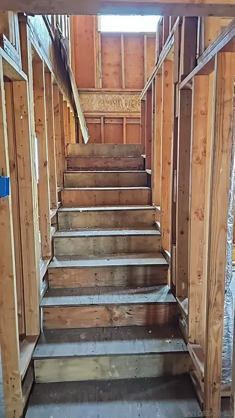 Entry Way - 1431 Grand Ave, Spring Valley, CA 91977 photo 7 of 9