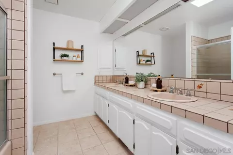743 Carnation Ln, Fallbrook, CA 92028 photo 20