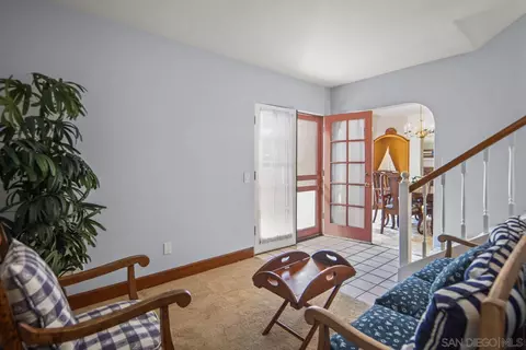 Entry Way - 953 Olive Ave, Coronado, CA 92118 photo 2 of 3