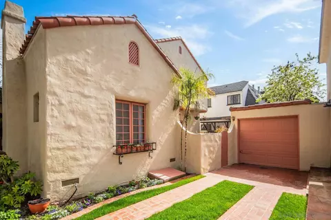 Exterior - 953 Olive Ave, Coronado, CA 92118 photo 9 of 12