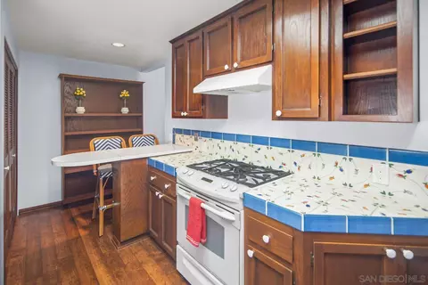 Kitchen - 953 Olive Ave, Coronado, CA 92118 photo 4 of 5