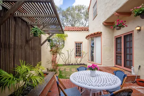 Exterior - 953 Olive Ave, Coronado, CA 92118 photo 7 of 12