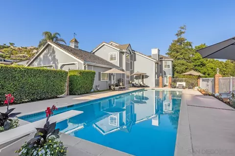 1642 Kings Way, Vista, CA 92084