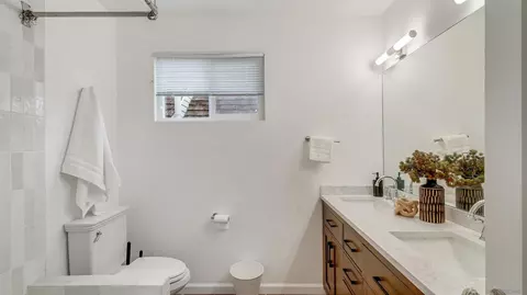 Bath - 7415 High Ave, La Jolla, CA 92037 photo 1 of 4