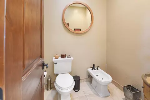 Bath - 12963 Glen Circle Rd, Poway, CA 92064 photo 9 of 10