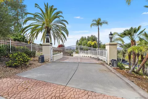 Exterior - 12963 Glen Circle Rd, Poway, CA 92064 photo 1 of 16