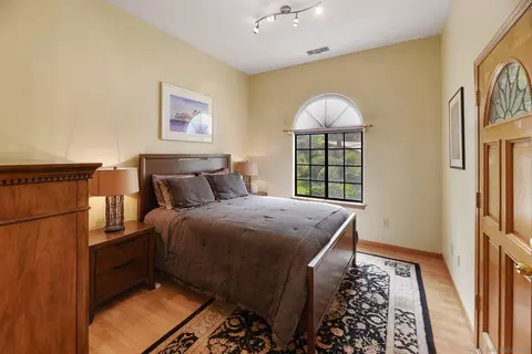 Bedroom - 12963 Glen Circle Rd, Poway, CA 92064 photo 7 of 7