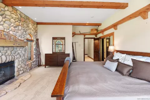 Bedroom - 12963 Glen Circle Rd, Poway, CA 92064 photo 2 of 7