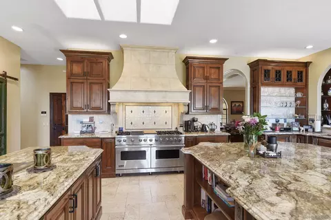 Kitchen - 12963 Glen Circle Rd, Poway, CA 92064 photo 4 of 6