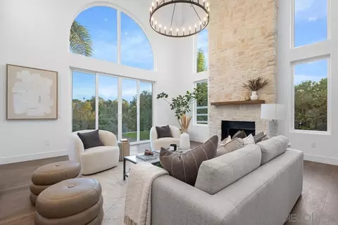 Living - 3205 Brookside Ln, Encinitas, CA 92024 photo 1 of 5