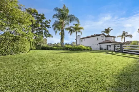 Exterior - 3205 Brookside Ln, Encinitas, CA 92024 photo 13 of 16
