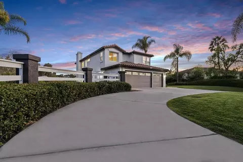 Exterior - 3205 Brookside Ln, Encinitas, CA 92024 photo 2 of 16