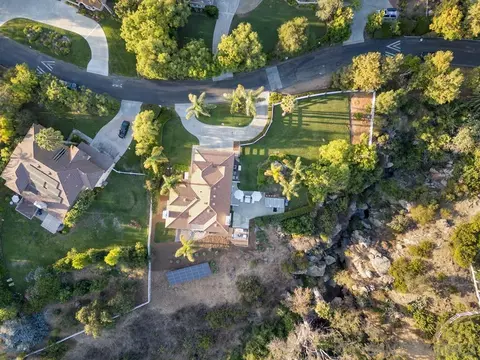 View/Area - 3205 Brookside Ln, Encinitas, CA 92024 photo 1 of 6