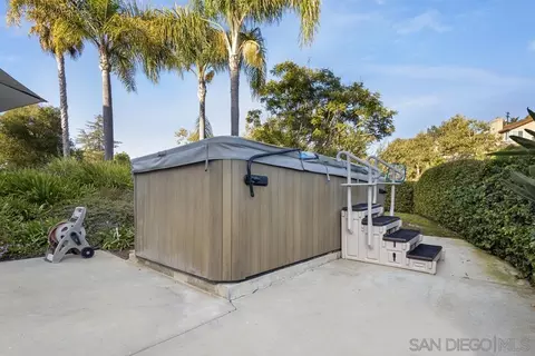 Exterior - 3205 Brookside Ln, Encinitas, CA 92024 photo 10 of 16