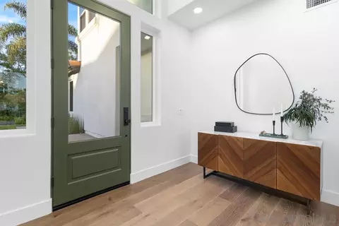 Entry Way - 3205 Brookside Ln, Encinitas, CA 92024 photo 1 of 3