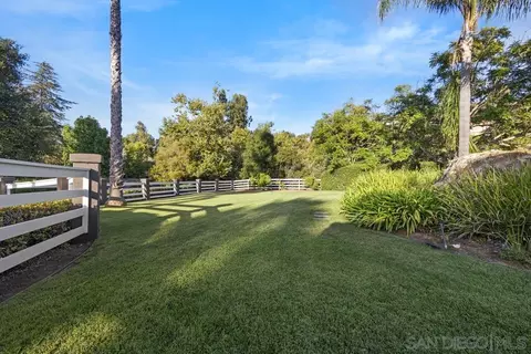 Exterior - 3205 Brookside Ln, Encinitas, CA 92024 photo 14 of 16