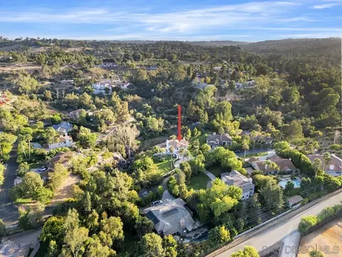 View/Area - 3205 Brookside Ln, Encinitas, CA 92024 photo 4 of 6